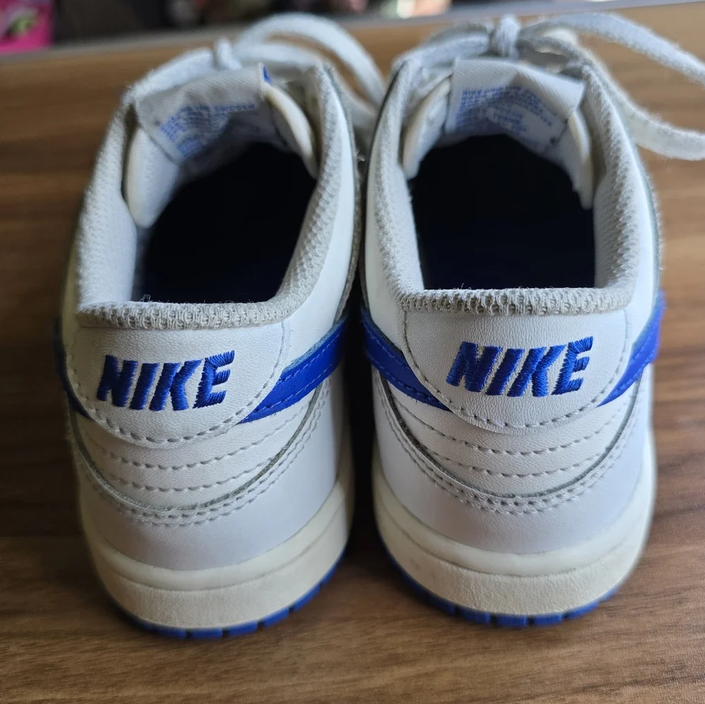 Nike Dunk Low Summit White/Hyper Royal Blue Kids Size 1Y - Picture 4 of 7